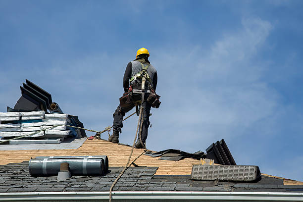 Professional Flat Roof Repair technician working in Vale, OR